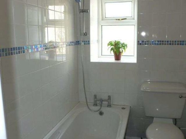  Image of 3 bedroom Cottage to rent in Church Street Littleborough OL15 at Church Street Littleborough Rochdale, OL15 8AU